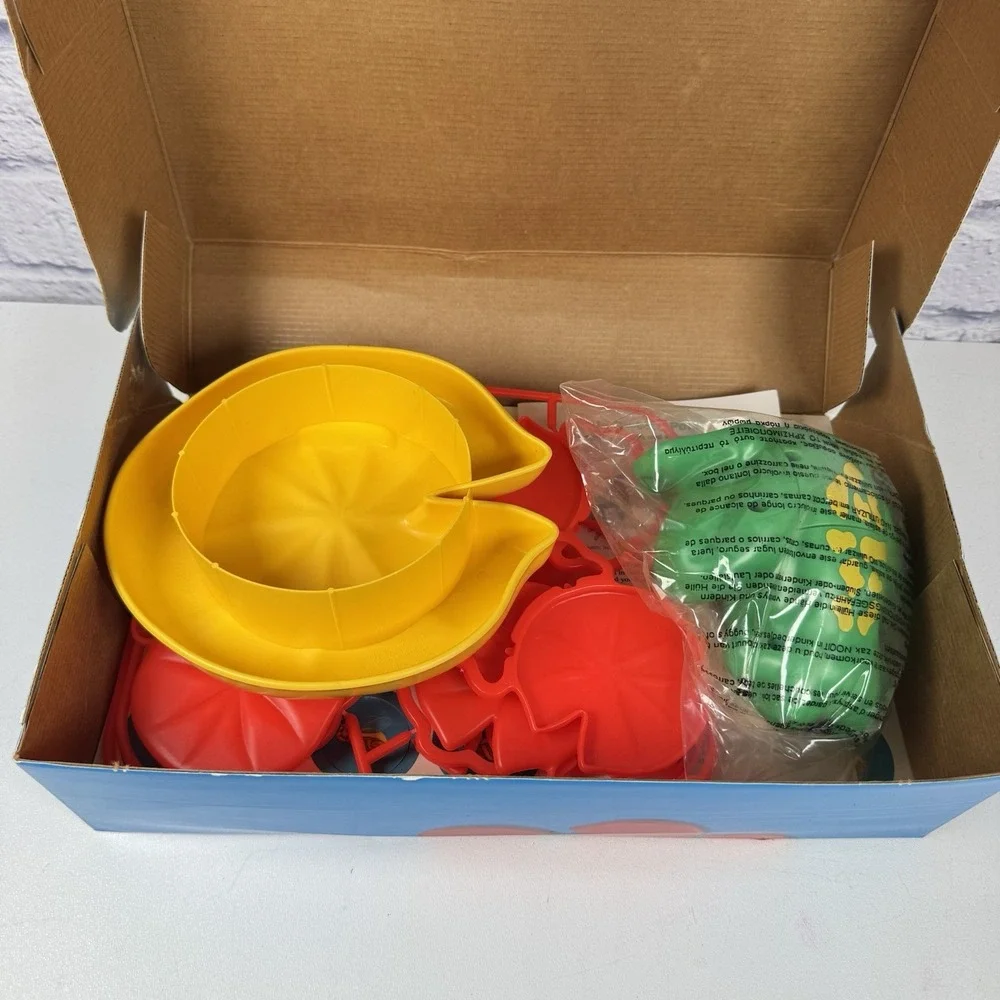 Mr. Ribbit's Pond Frog Hoppin' Counting & Memory Skills Game NOS Playskool 1996